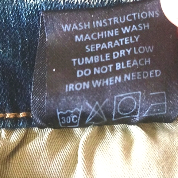 NWT Valabasas Uniquely Designed Distressed Acid Wash Blue Jeans Size 40 - Picture 13 of 16